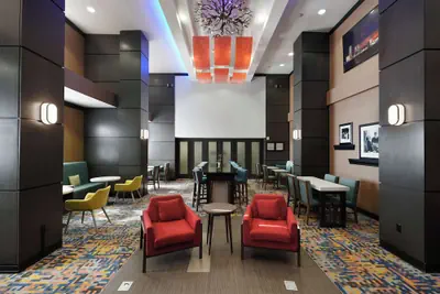 Photo 2 - Hampton Inn & Suites Tulsa/Central