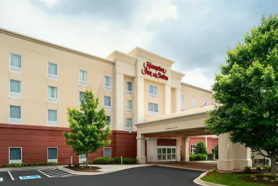Photo 2 - Hampton Inn & Suites Knoxville-Turkey Creek/Farragut