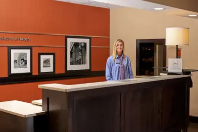 Photo 3 - Hampton Inn & Suites by Hilton Fargo Medical Center