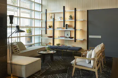 Photo 2 - Kimpton Hotel Wilshire by IHG