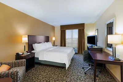 Photo 5 - Holiday Inn Ardmore I-35 by IHG