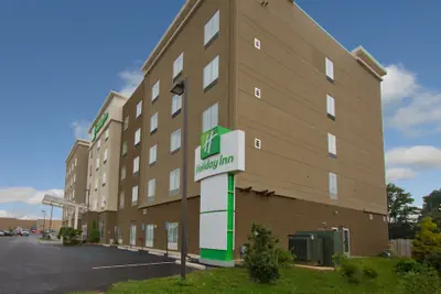 Photo 2 - Holiday Inn Christiansburg Blacksburg by IHG