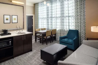 Photo 2 - Embassy Suites by Hilton St. Louis Downtown