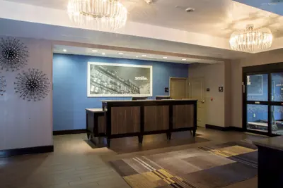 Photo 4 - Hampton Inn Oxford/Conference Center