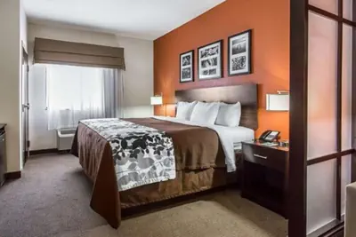Photo 4 - Sleep Inn & Suites Lubbock West