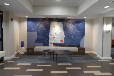 Photo 3 - Holiday Inn Express & Suites Huntsville Airport by IHG