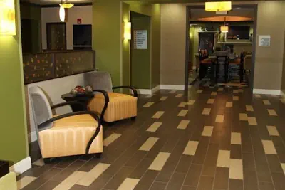 Photo 5 - Holiday Inn Express & Suites Huntsville Airport by IHG
