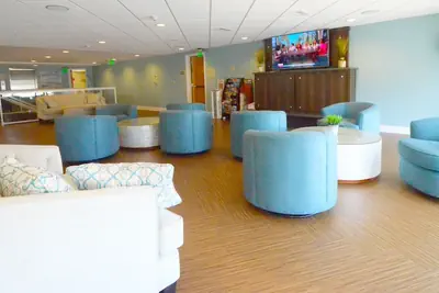 Photo 5 - Crystal Beach Hotel