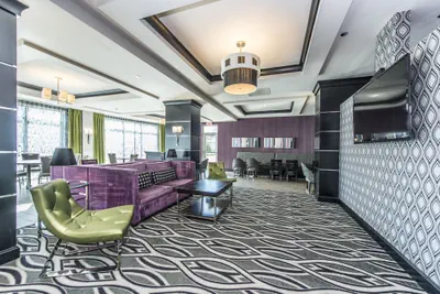 Photo 3 - Holiday Inn Express & Suites Charleston Arpt-Conv Ctr Area