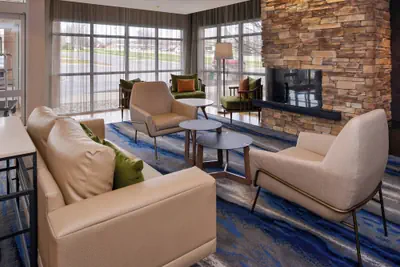 Photo 2 - Fairfield Inn & Suites Cedar Rapids
