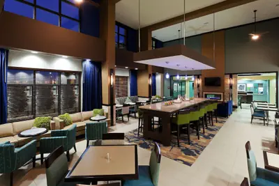 Photo 3 - Hampton Inn & Suites- Denver/Airport-Gateway Park