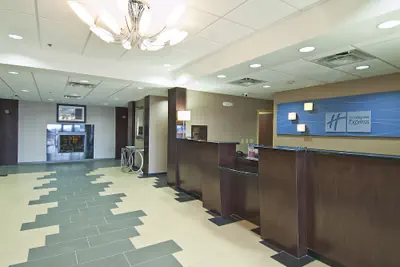 Photo 5 - Holiday Inn Express & Suites Jackson / Pearl Intl Airport by IHG