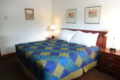 Photo 4 - Gorham Motor Inn