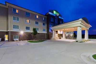 Photo 2 - Holiday Inn Express Salinas by IHG