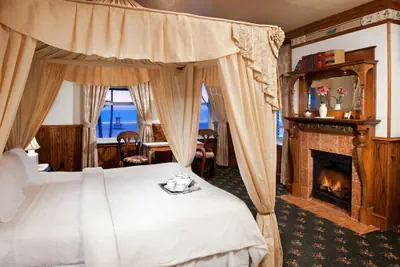 Photo 4 - Dorymans Oceanfront Inn
