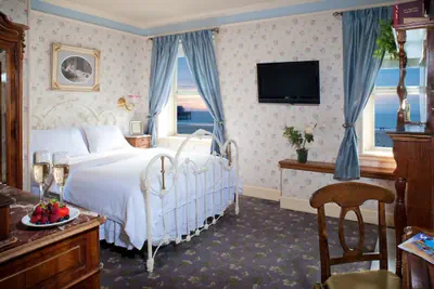 Photo 3 - Dorymans Oceanfront Inn