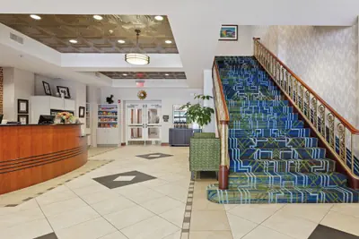 Photo 3 - Hotel Warner
