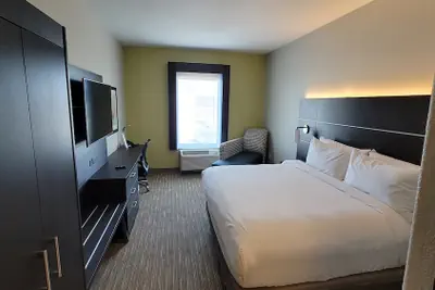 Photo 3 - Holiday Inn Express & Suites Junction City by IHG