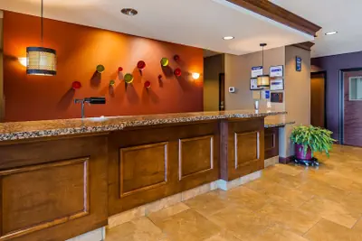 Photo 5 - Best Western Plus Carousel Inn & Suites