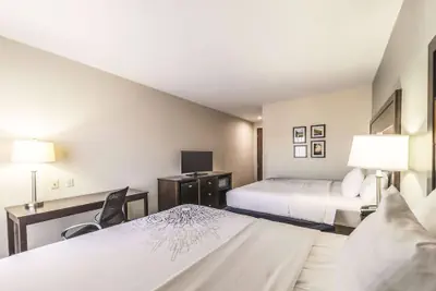 Photo 5 - La Quinta Inn & Suites by Wyndham Tulsa - Catoosa Route 66