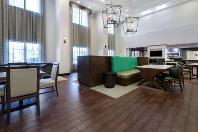 Photo 5 - Hampton Inn & Suites San Luis Obispo