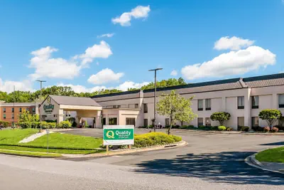 Photo 2 - Quality Inn & Suites Bel Air I-95 Exit 77A
