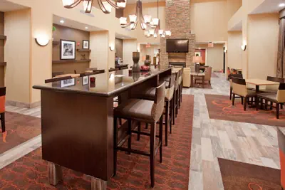 Photo 4 - Hampton Inn & Suites Dickinson