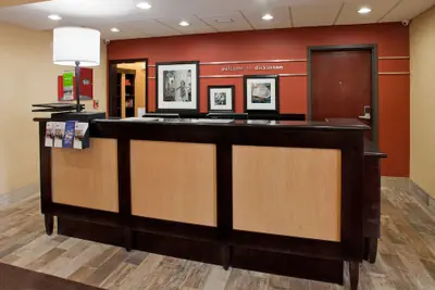 Photo 5 - Hampton Inn & Suites Dickinson