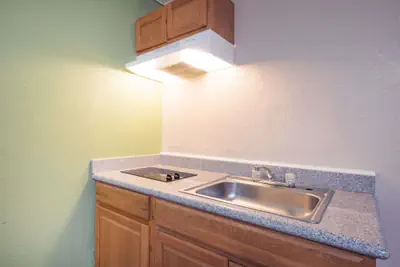 Photo 3 - Executive Inn and Kitchenette Suites