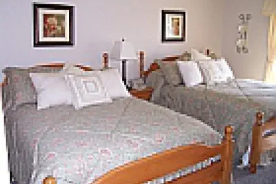 Photo 3 - Camelot Restaurant & Inn