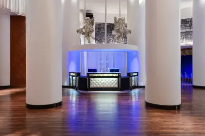 Photo 5 - The Saint Hotel, New Orleans, French Quarter