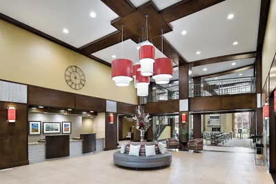 Photo 2 - Clubhouse Hotel & Suites Pierre