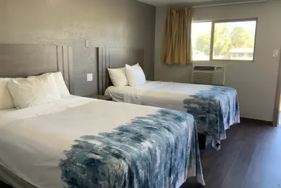 Photo 4 - Value Lodge