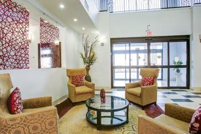 Photo 5 - Quality Inn & Suites Bryan-College Station