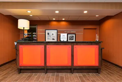 Photo 4 - Hampton Inn Clinton, IA