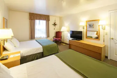 Photo 5 - Murphys Inn Motel