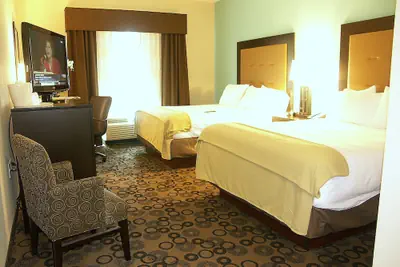 Photo 3 - Holiday Inn Express Cleveland Northwest by IHG