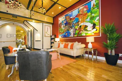 Photo 4 - The Box House Hotel