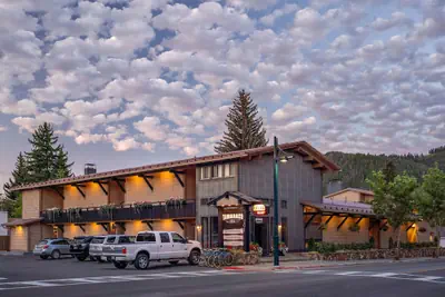 Photo 2 - Tamarack Lodge Sun Valley