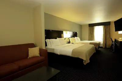 Photo 5 - Holiday Inn Express Hotel & Suites Marion Northeast by IHG
