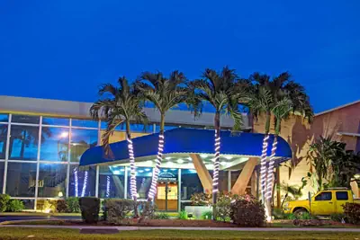 Photo 2 - Knights Inn Hallandale