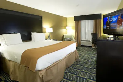 Photo 3 - Holiday Inn Express & Suites Morrilton by IHG