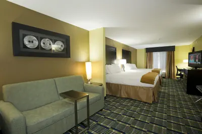 Photo 4 - Holiday Inn Express & Suites Morrilton by IHG