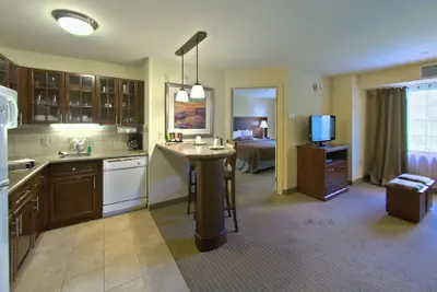 Photo 3 - Staybridge Suites East Stroudsburg - Poconos by IHG