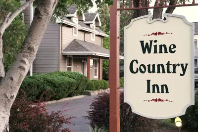 Photo 2 - Wine Country Inn