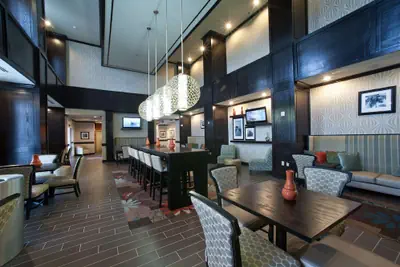 Photo 4 - Hampton Inn & Suites Denison