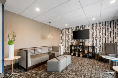 Photo 5 - Comfort Suites New Bern near Cherry Point