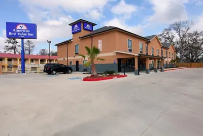 Photo 2 - Americas Best Value Inn Sulphur