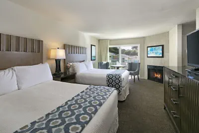 Photo 5 - Cambria Landing Inn & Suites