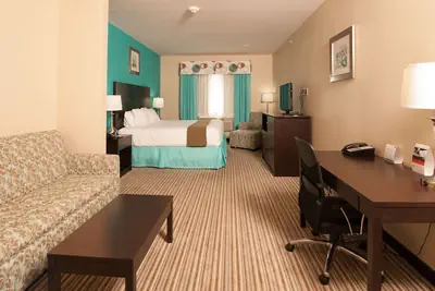 Photo 5 - Holiday Inn Express & Suites Port Lavaca by IHG